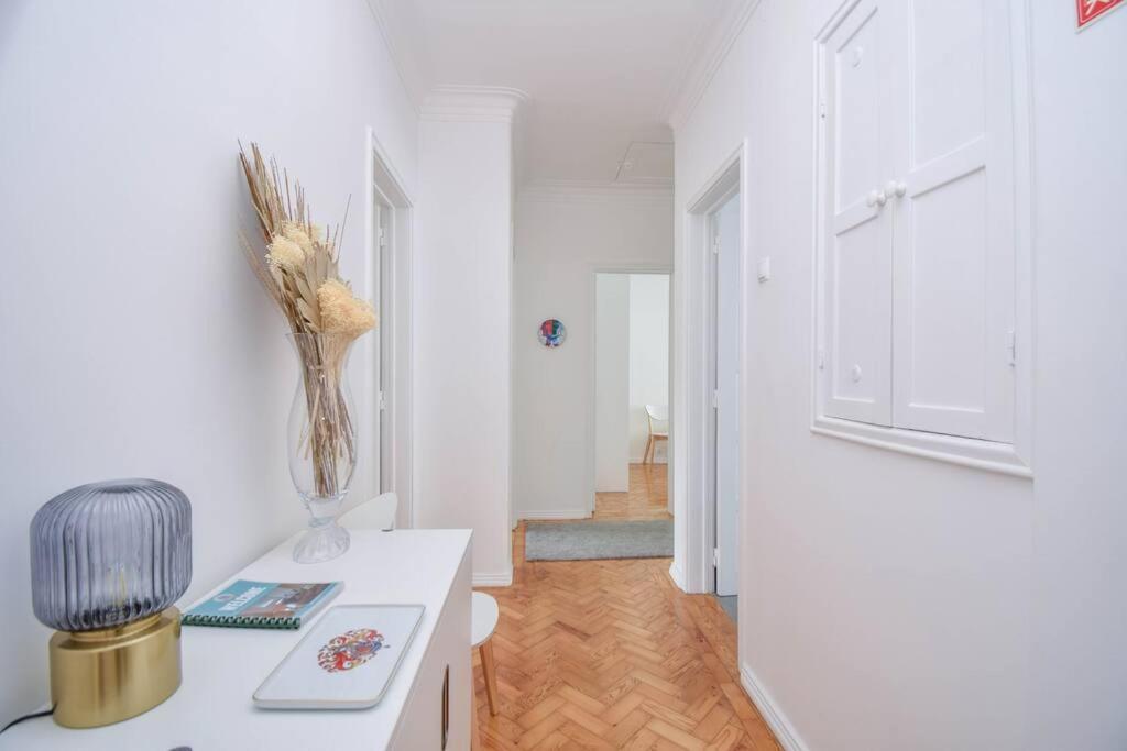 Cozy And Sunny Family Apartment ลิสบอน ภายนอก รูปภาพ