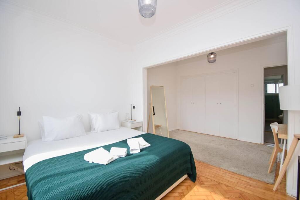 Cozy And Sunny Family Apartment ลิสบอน ภายนอก รูปภาพ