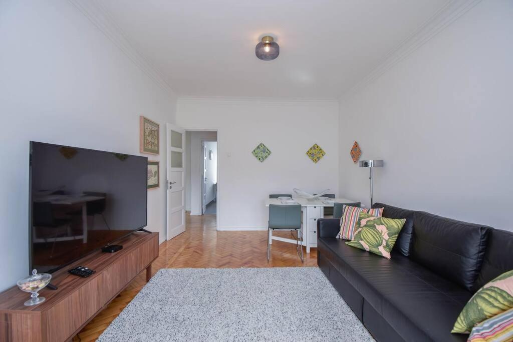 Cozy And Sunny Family Apartment ลิสบอน ภายนอก รูปภาพ